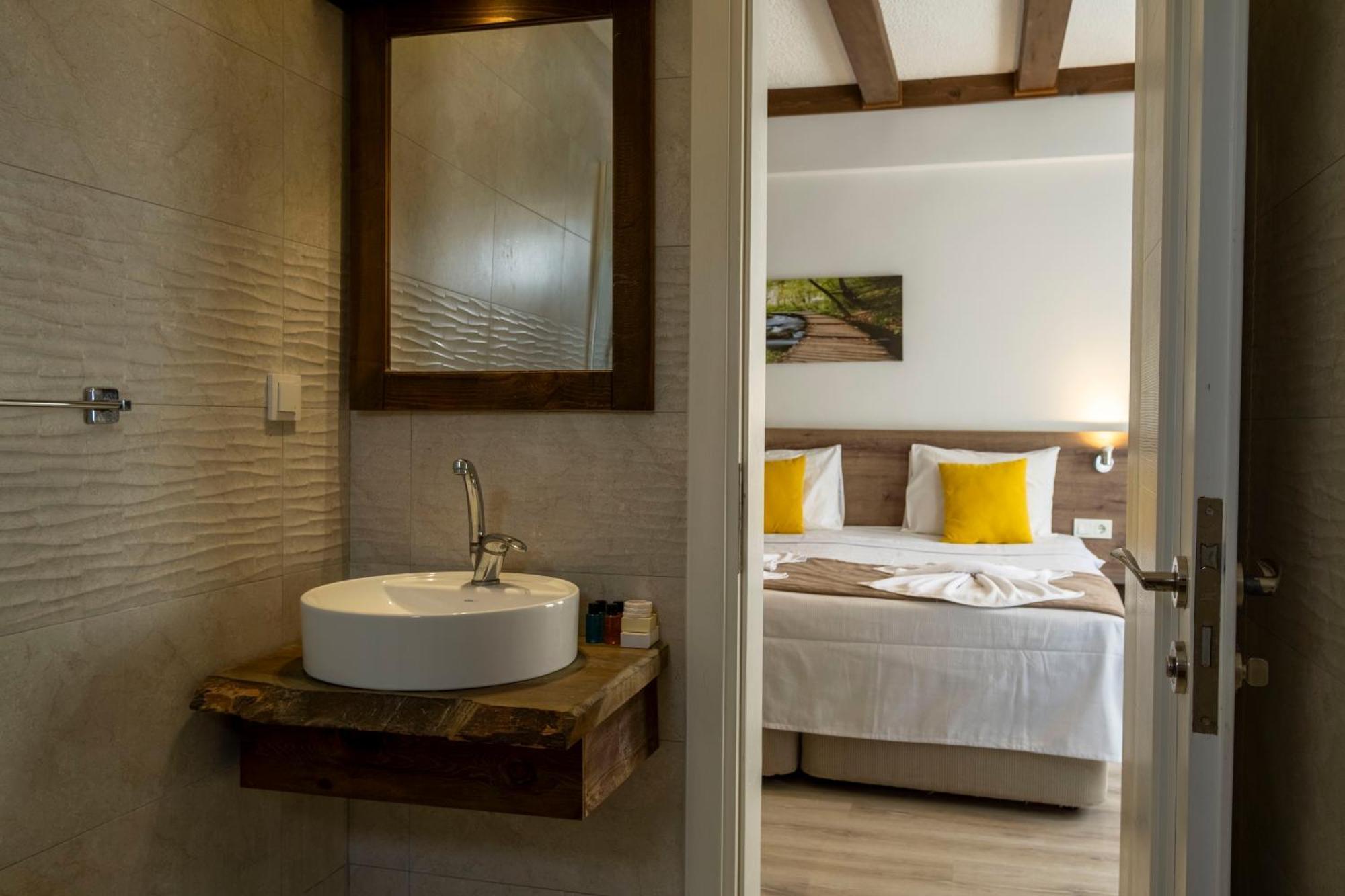 Guenes Boutique - Oludeniz Fethiye